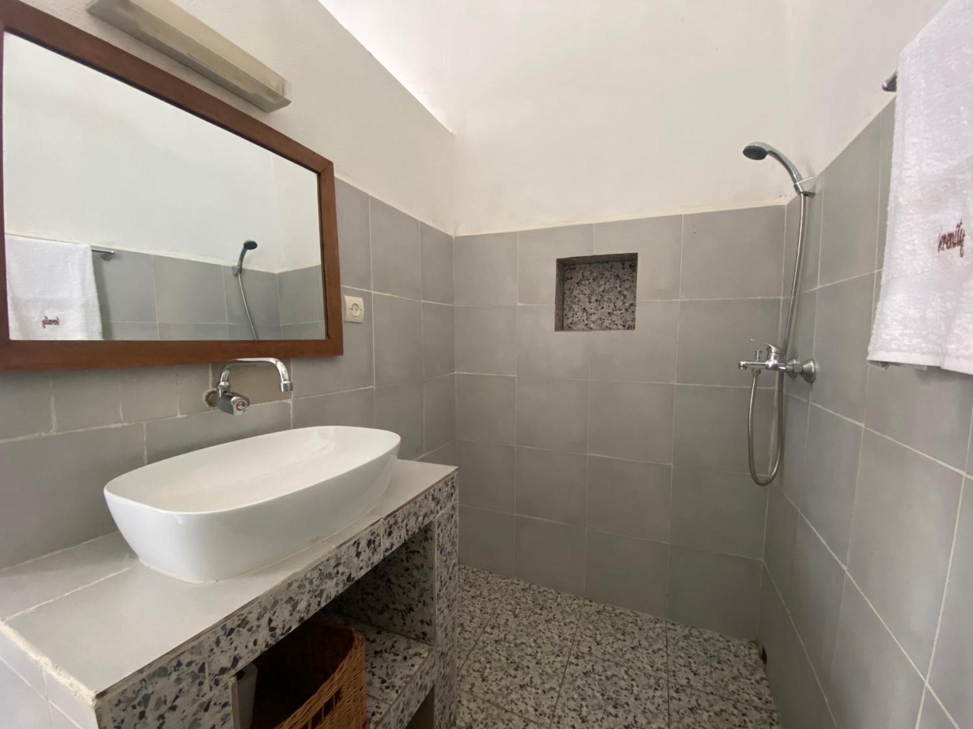 אנטננריבו M'Serenity Guest House מראה חיצוני תמונה