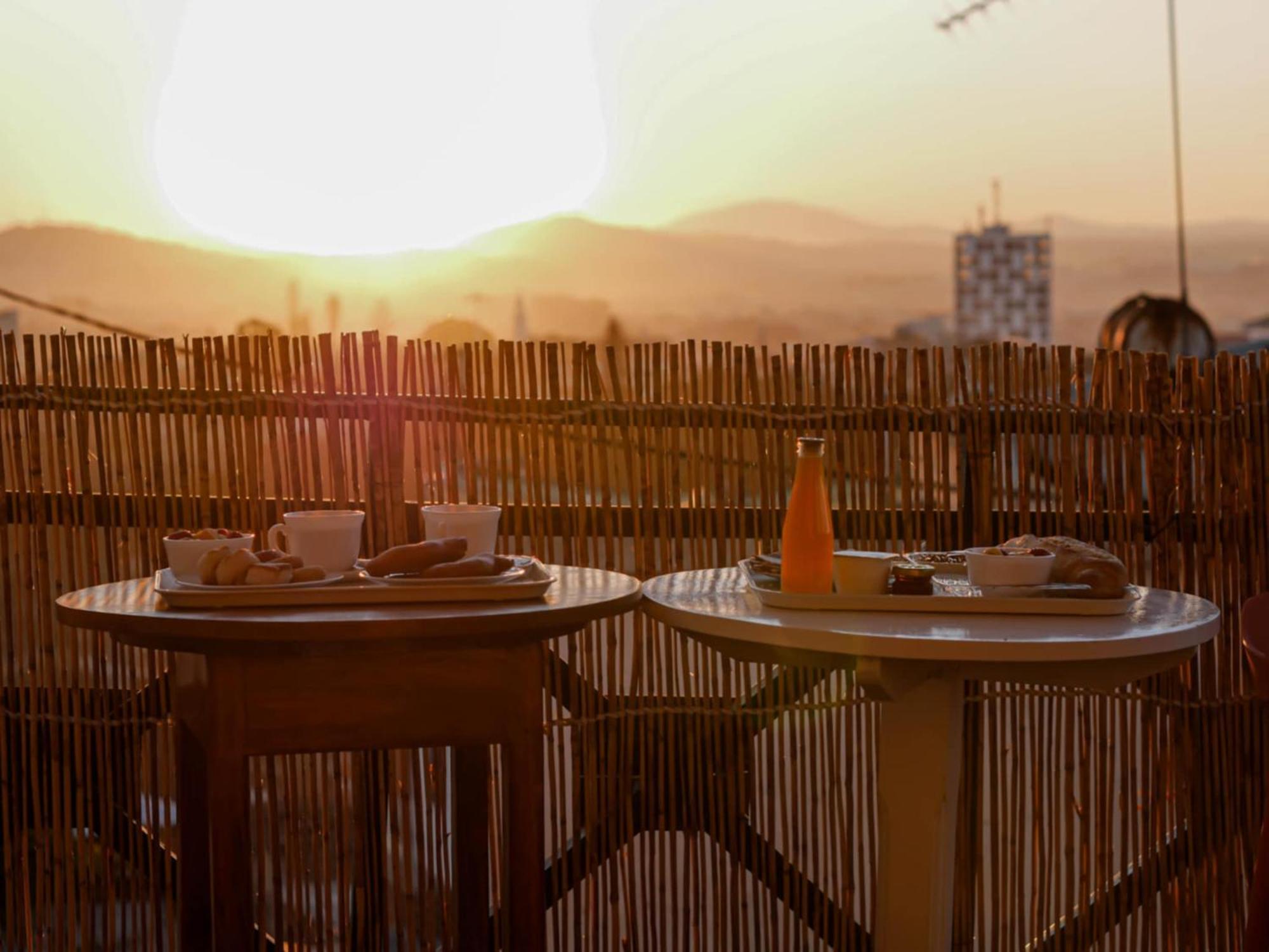 אנטננריבו M'Serenity Guest House חדר תמונה